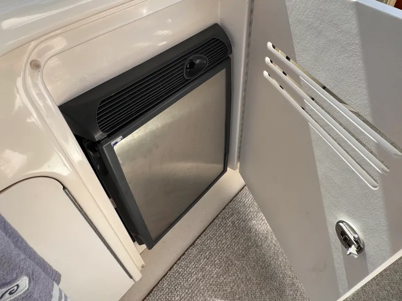 Slide: The Image of Sea Ray 38 Sundancer 2007 - 17