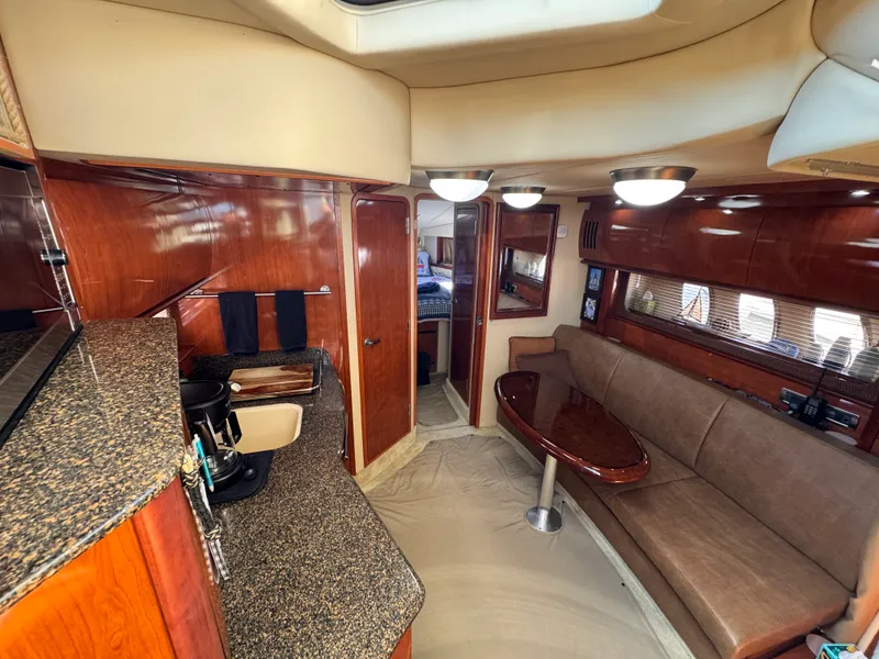 Slide: The Image of Sea Ray 38 Sundancer 2007 - 19
