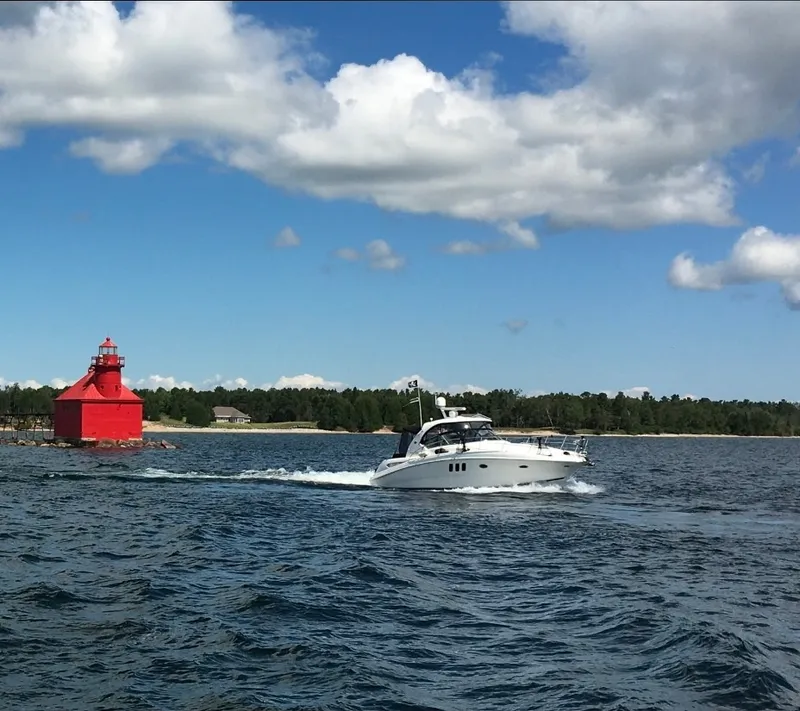 Slide: The Image of Sea Ray 38 Sundancer 2007 - 2