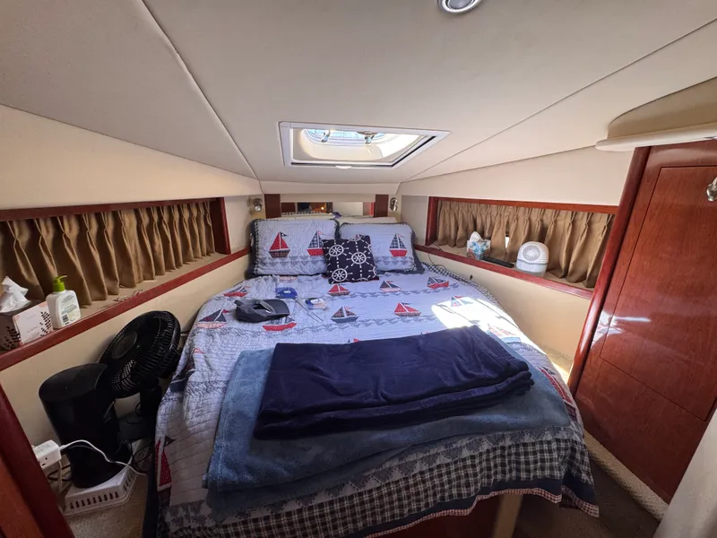 Slide: The Image of Sea Ray 38 Sundancer 2007 - 24