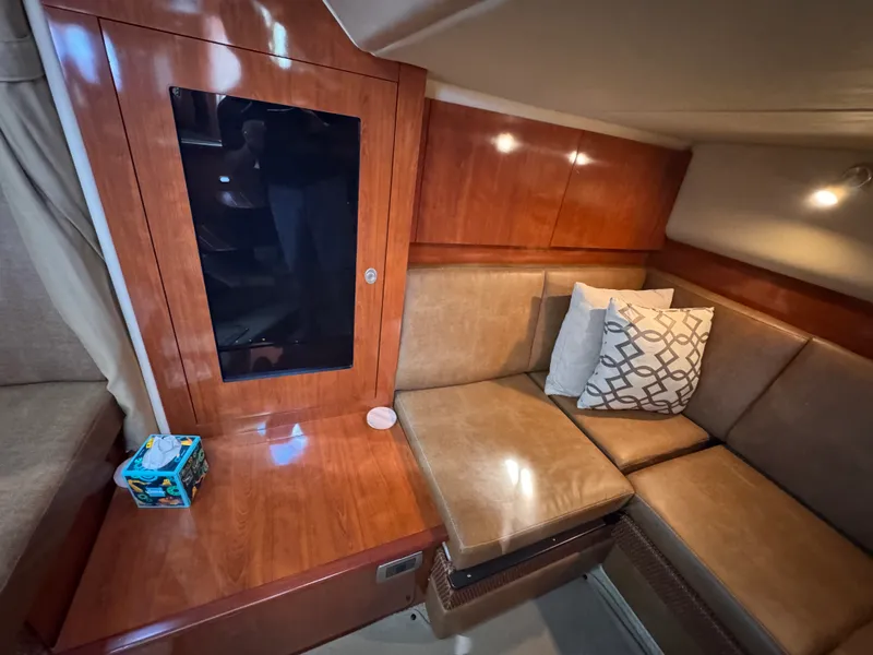 Slide: The Image of Sea Ray 38 Sundancer 2007 - 25
