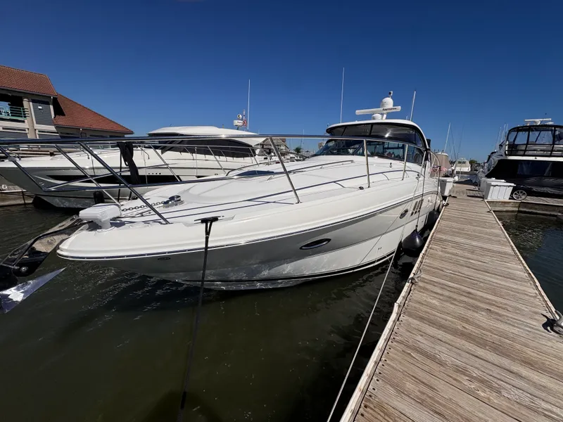 Slide: The Image of Sea Ray 38 Sundancer 2007 - 6