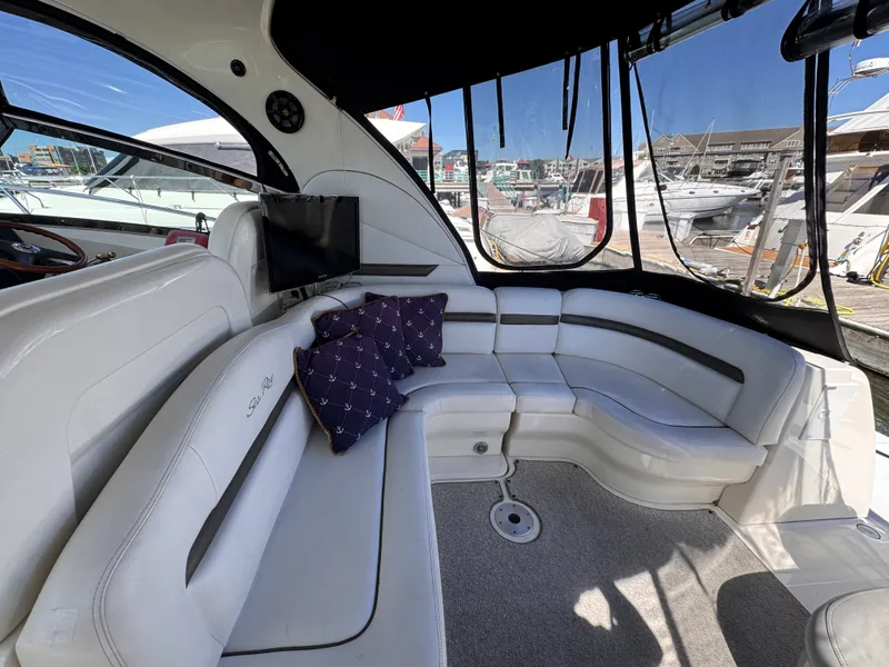 Slide: The Image of Sea Ray 38 Sundancer 2007 - 9