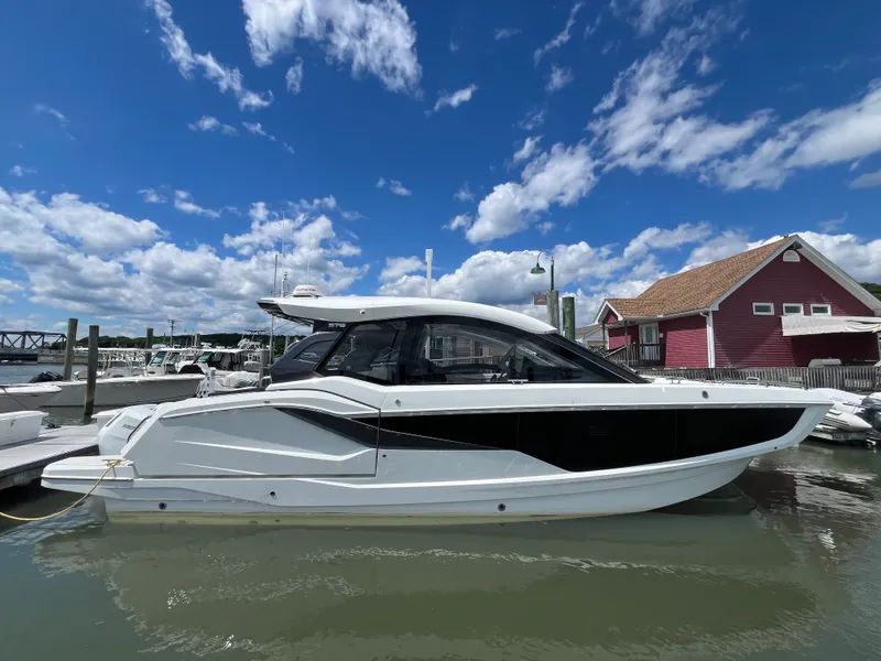 The Image of Galeon 375 GTO 2025 - 0