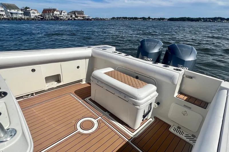 Slide: The Image of Sailfish 3180 CC 2012 - 23