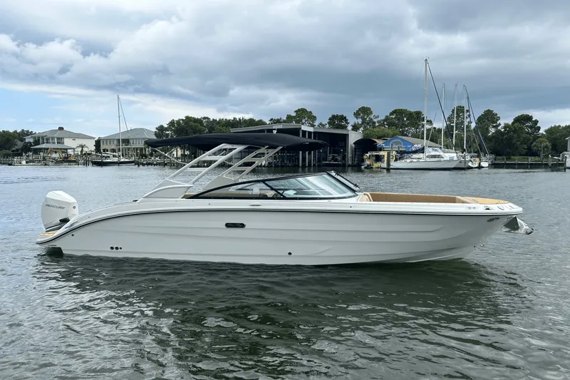 Slide: The Image of Sea Ray SDX 270 Outboard 2025 - 0