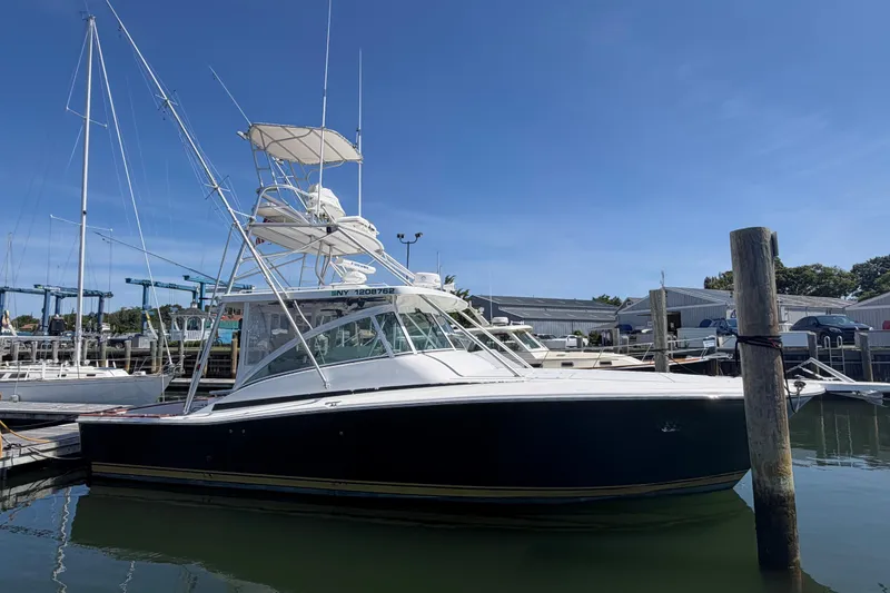 Slide: The Image of Luhrs 40 Open 2003 - 1