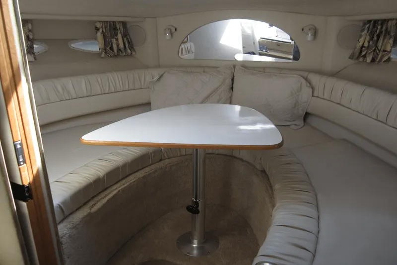 Slide: The Image of Sea Ray 330 EXPRESS CRUISER 1997 - 62