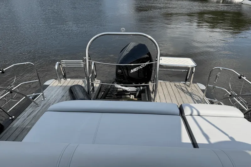 Slide: The Image of Harris 230 SOLSTICE 2020 - 15