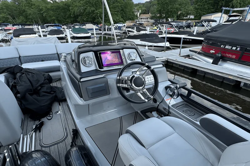 Slide: The Image of Harris 230 SOLSTICE 2020 - 23