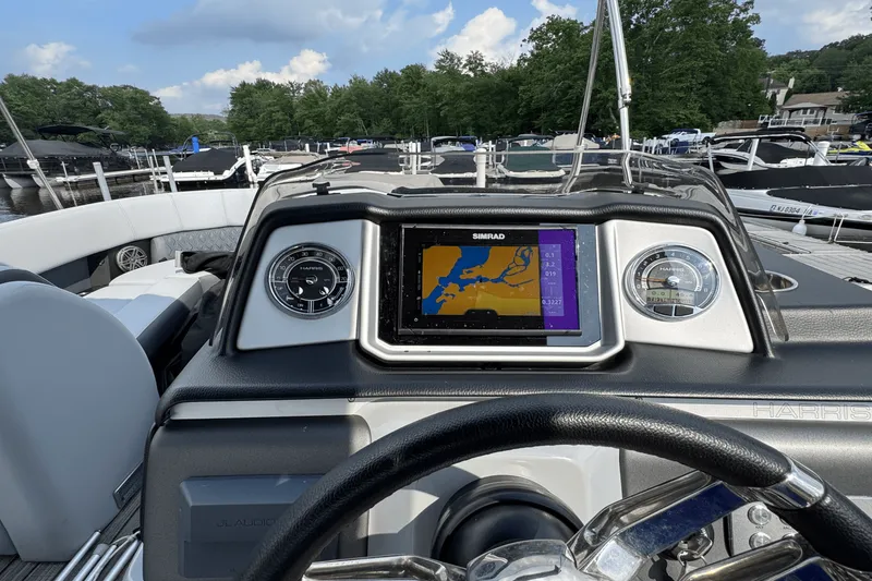 Slide: The Image of Harris 230 SOLSTICE 2020 - 25