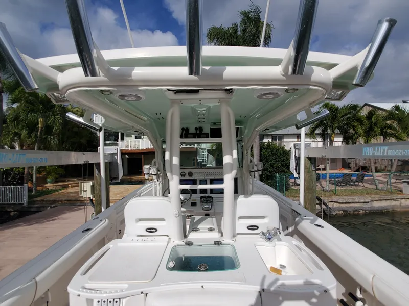 Slide: The Image of Everglades 350 Center Console 2008 - 108