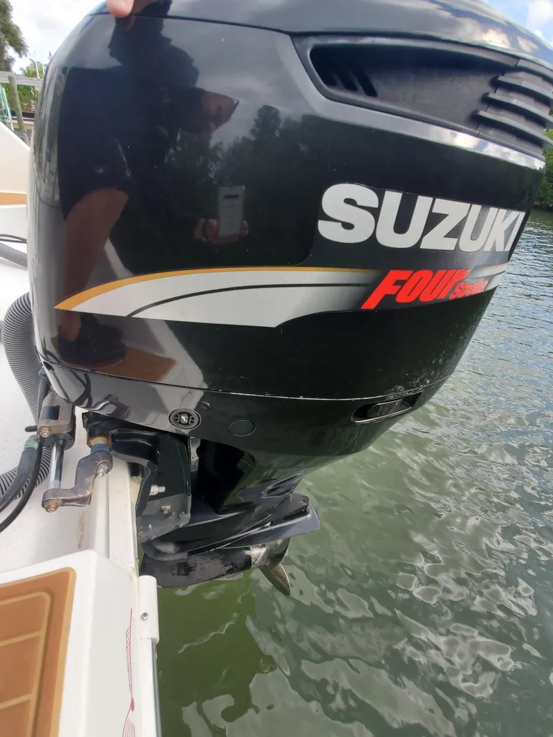 Slide: The Image of Everglades 350 Center Console 2008 - 116