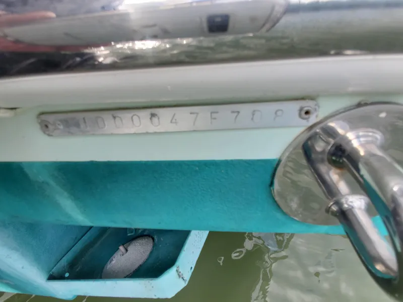 Slide: The Image of Everglades 350 Center Console 2008 - 121