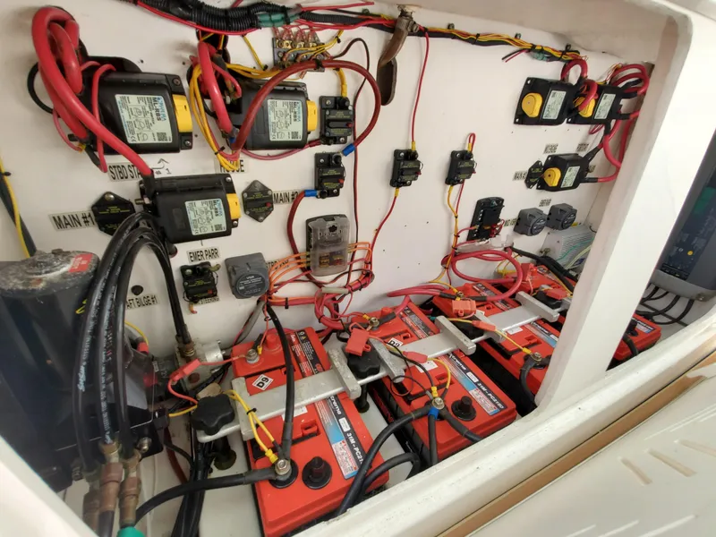 Slide: The Image of Everglades 350 Center Console 2008 - 138