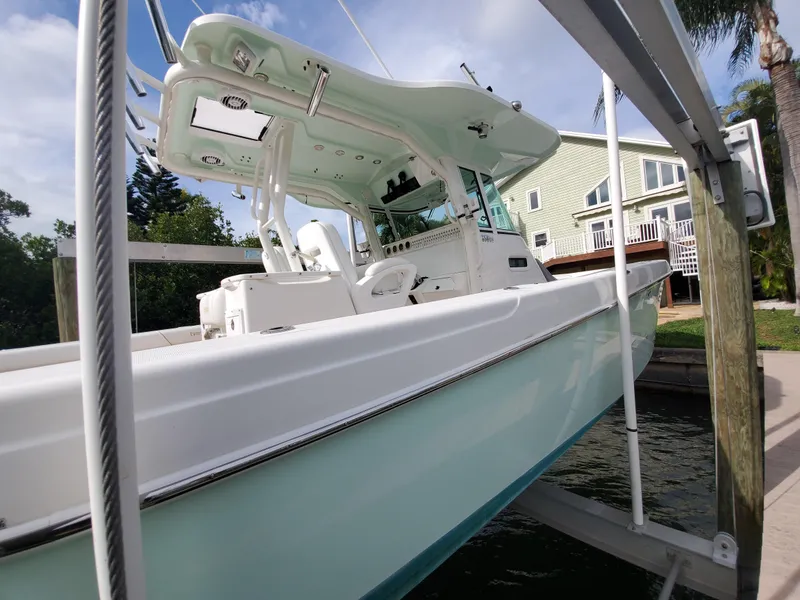 Slide: The Image of Everglades 350 Center Console 2008 - 150