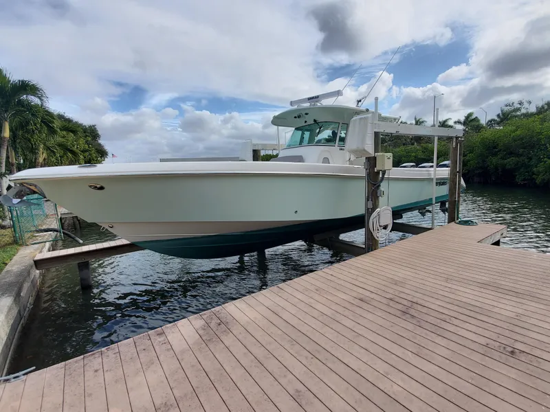 Slide: The Image of Everglades 350 Center Console 2008 - 173