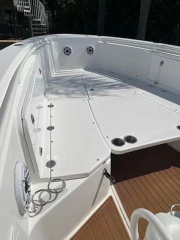 Slide: The Image of Everglades 350 Center Console 2008 - 184