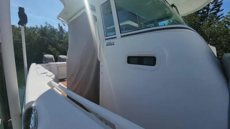 Slide: The Image of Everglades 350 Center Console 2008 - 191