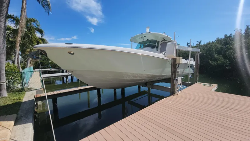 Slide: The Image of Everglades 350 Center Console 2008 - 198