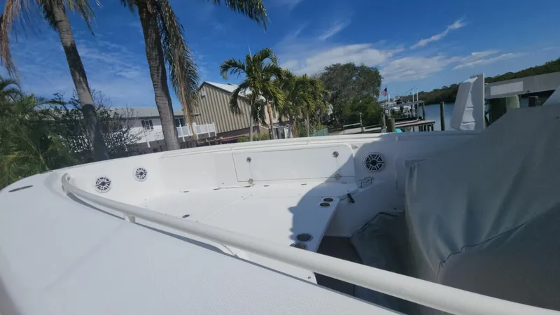 Slide: The Image of Everglades 350 Center Console 2008 - 199