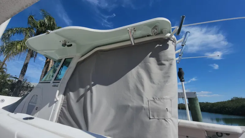 Slide: The Image of Everglades 350 Center Console 2008 - 202