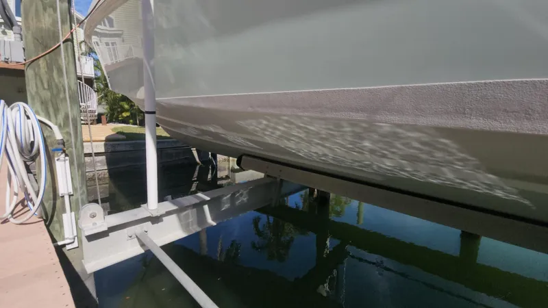 Slide: The Image of Everglades 350 Center Console 2008 - 207