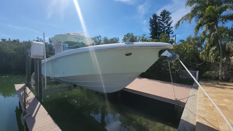 Slide: The Image of Everglades 350 Center Console 2008 - 213