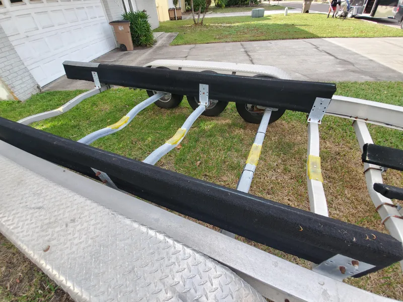 Slide: The Image of Everglades 350 Center Console 2008 - 54