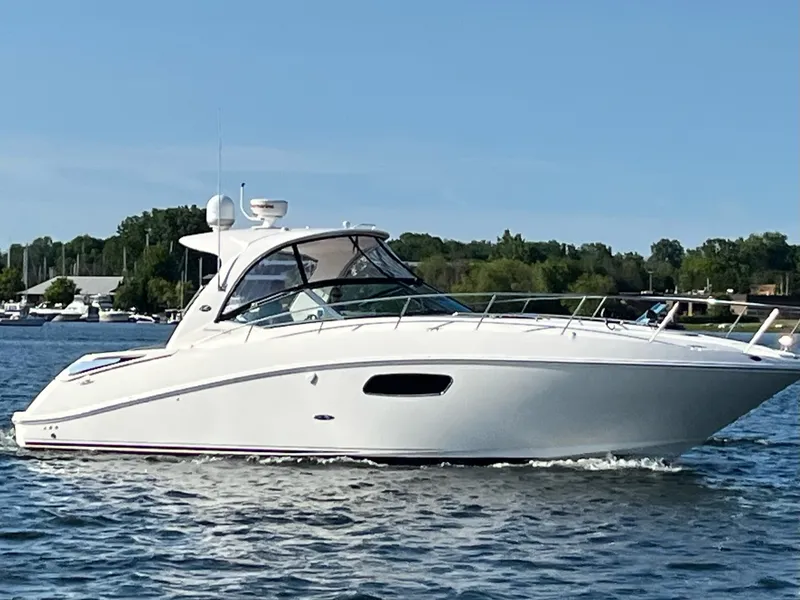 Slide: The Image of Sea Ray 370 SUNDANCER 2011 - 44