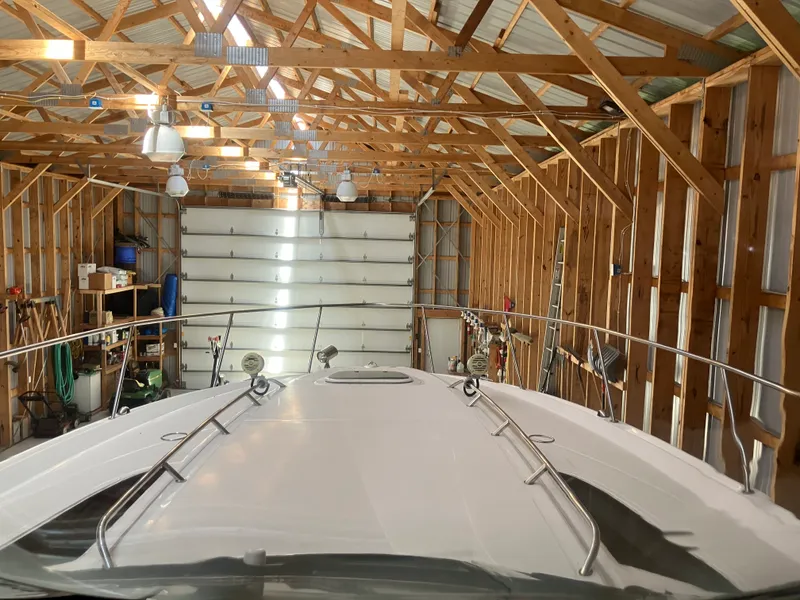 Slide: The Image of Sea Ray 370 SUNDANCER 2011 - 10