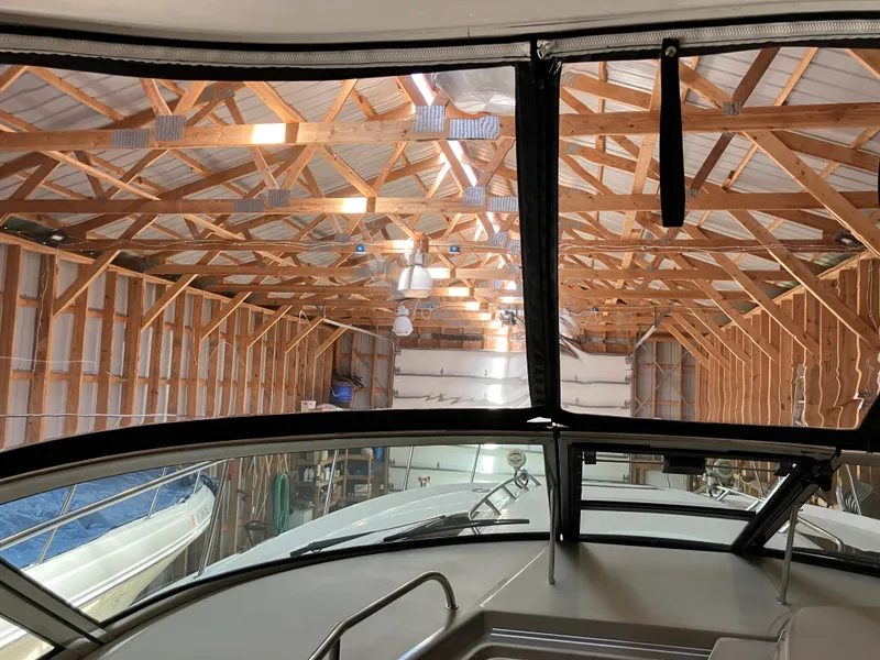 Slide: The Image of Sea Ray 370 SUNDANCER 2011 - 12
