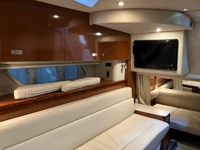 Slide: The Image of Sea Ray 370 SUNDANCER 2011 - 38