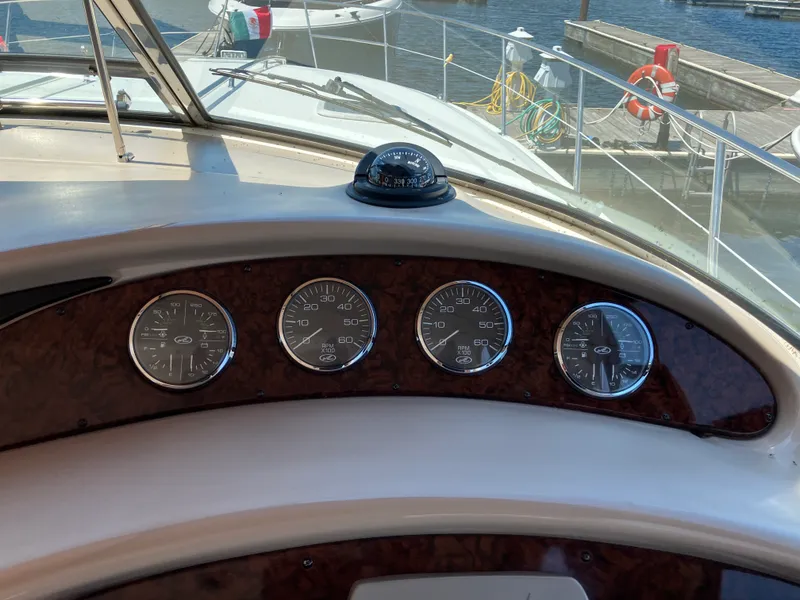Slide: The Image of Sea Ray 380 Sundancer 2004 - 12