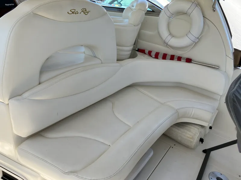 Slide: The Image of Sea Ray 380 Sundancer 2004 - 3
