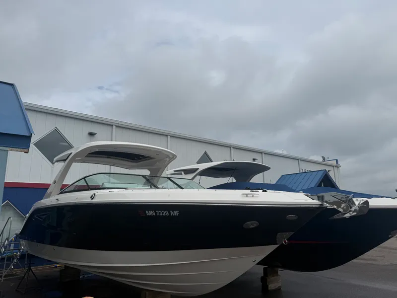 The Image of Sea Ray 310 SLX 2022 - 0