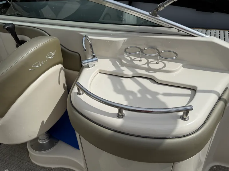 Slide: The Image of Sea Ray 270 SUNDECK 2005 - 7