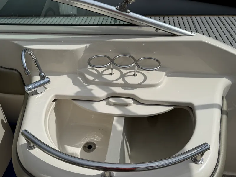 Slide: The Image of Sea Ray 270 SUNDECK 2005 - 9