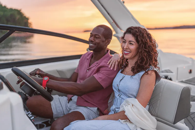 Slide: The Image of Sea Ray SDX 270 Outboard 2025 - 78