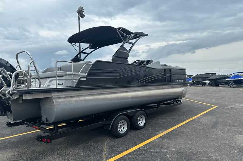 Slide: The Image of Harris GRAND MARINER 250 2021 - 1