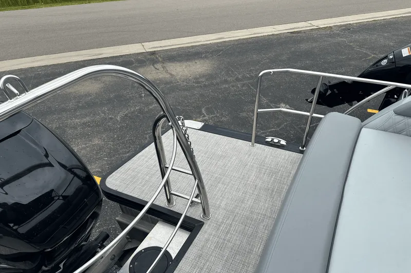 Slide: The Image of Harris GRAND MARINER 250 2021 - 21