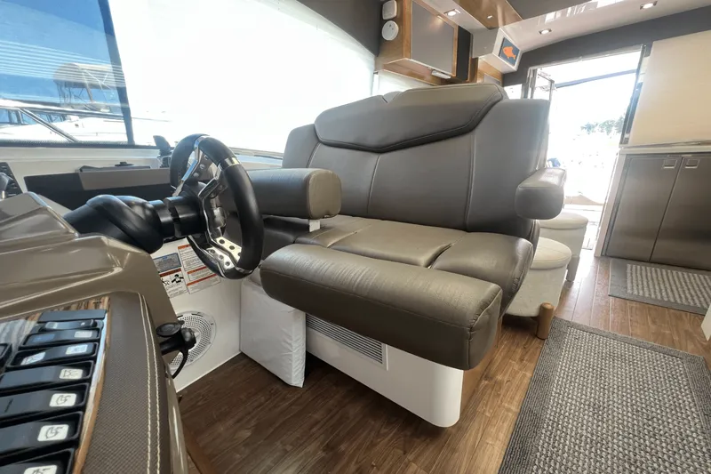 Slide: The Image of Cruisers Yachts 45 CANTIUS 2015 - 23