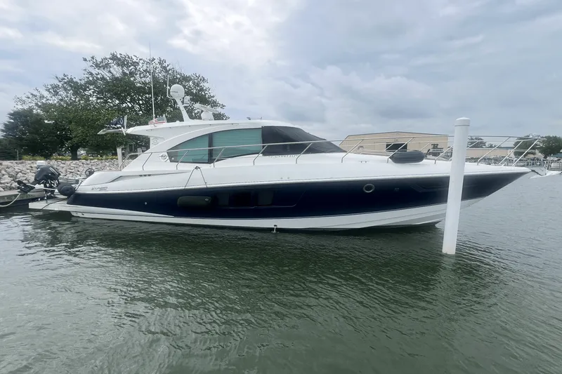 Slide: The Image of Cruisers Yachts 45 CANTIUS 2015 - 6