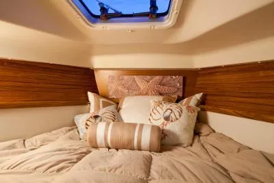 Slide: The Image of Forward cabin - 4