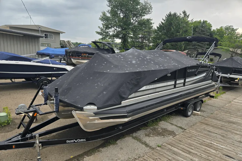 Slide: The Image of Crest SAVANNAH 250 2018 - 22