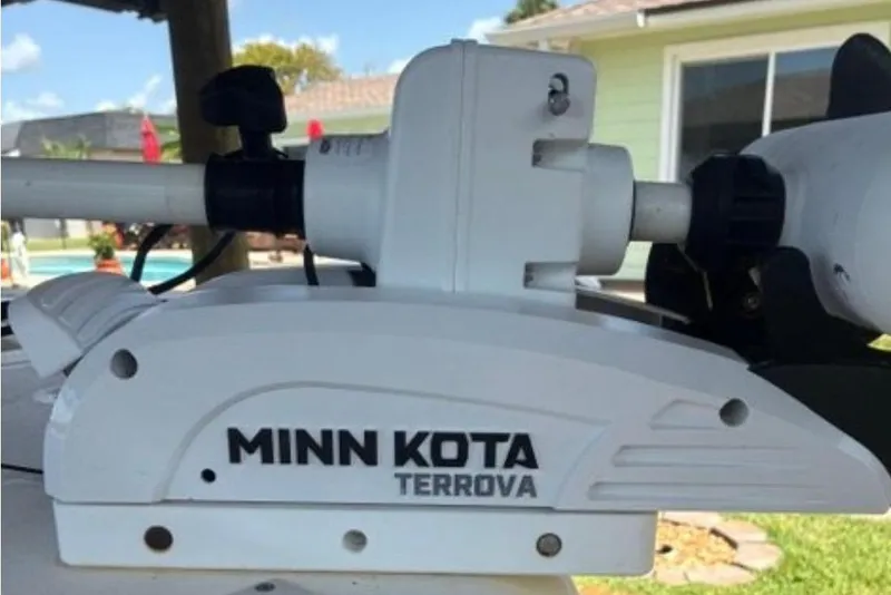 Slide: The Image of Cobia 261 Center Console 2018 - 24