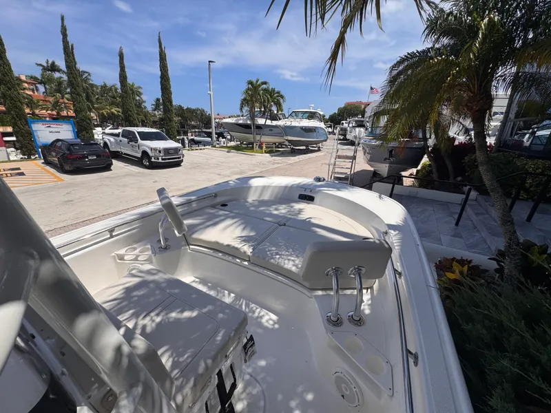 Slide: The Image of Boston Whaler 210 Montauk 2026 - 27