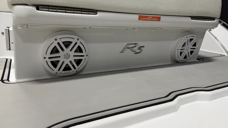 Slide: The Image of Cobalt R5 2020 - 12