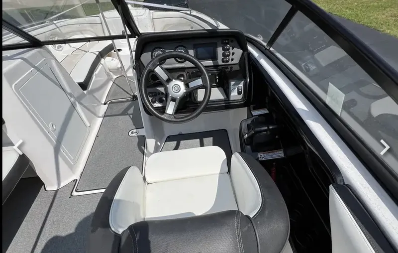 Slide: The Image of Yamaha SX210 2018 - 3