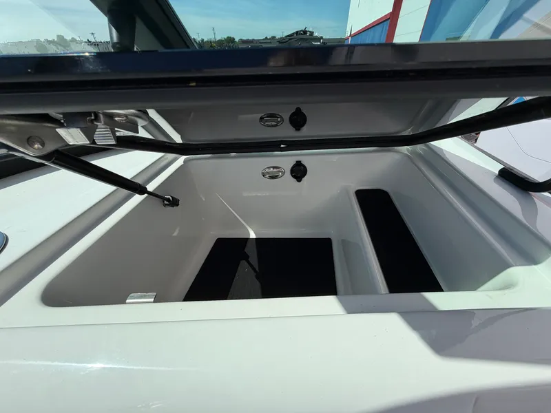 Slide: The Image of Mastercraft NXT22 2022 - 30